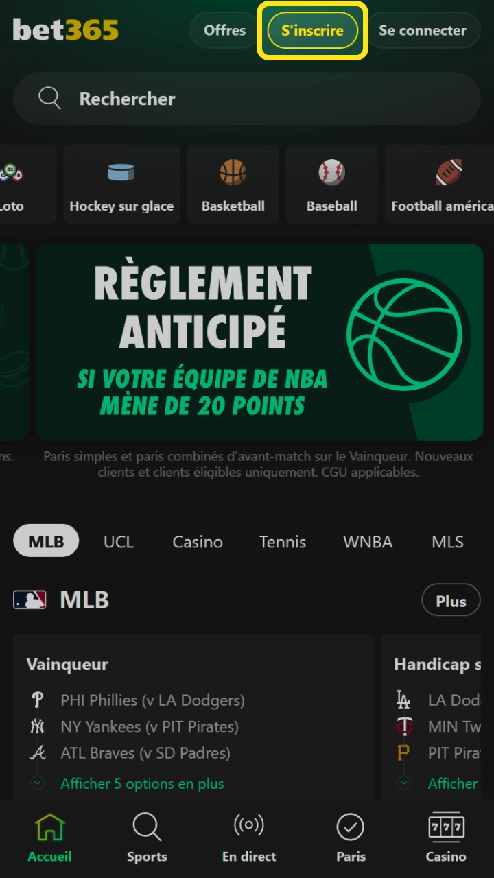Cliquez sur le bouton « S'inscrire » pour commencer à utiliser les bonus de Bet365.